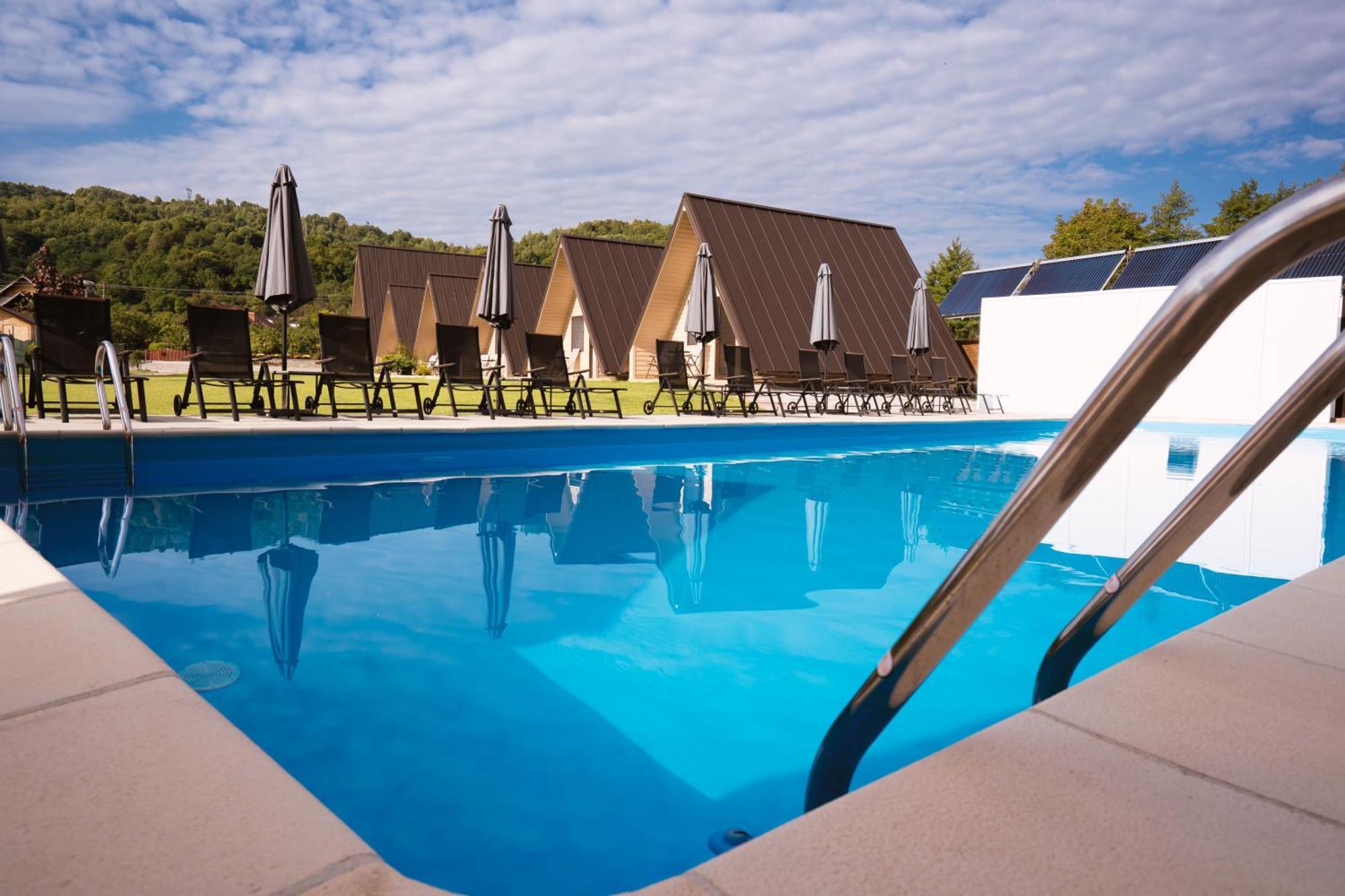 La Casute Hotel Capatineni-Paminteni Luaran gambar